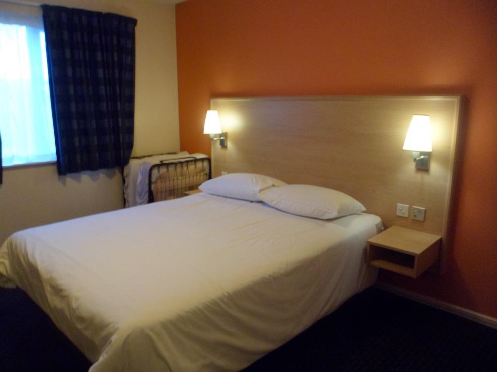 Metro Inns Huddersfield Quarto foto